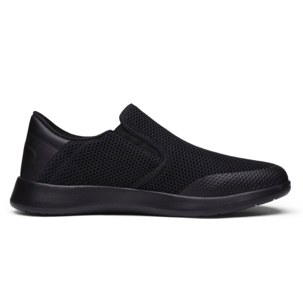 NEW IN BOX Bruno Marc Men Comfort Slip On Sneakers | Size: 7